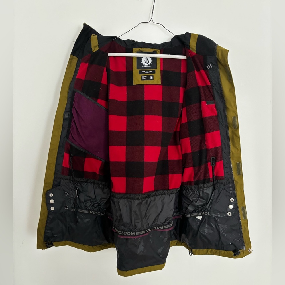 Volcom Winter Jacket - Picture 3 of 4